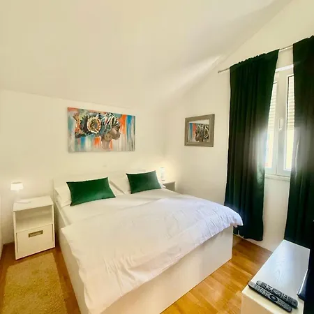 My Place شقة سبليت