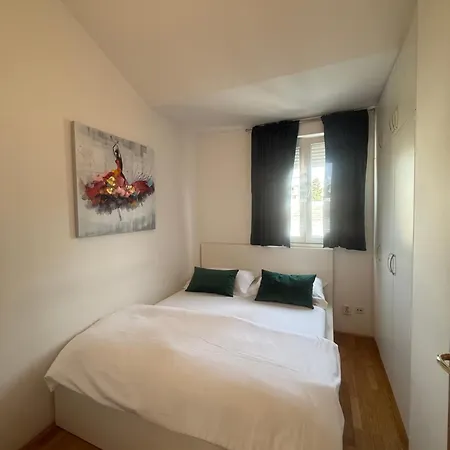 My Place Apartment *