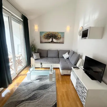 My Place * Σπλιτ